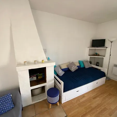 Appartement Bel T2 Avec Vue Mer. Plages, Commerces Et Restaurants à Pied.